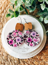 Load image into Gallery viewer, Violet Blossom