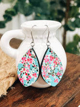 Load image into Gallery viewer, Blossom