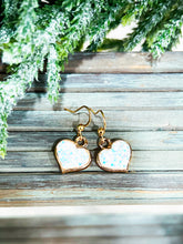 Load image into Gallery viewer, Glitter Heart Earrings