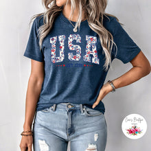 Load image into Gallery viewer, USA Floral